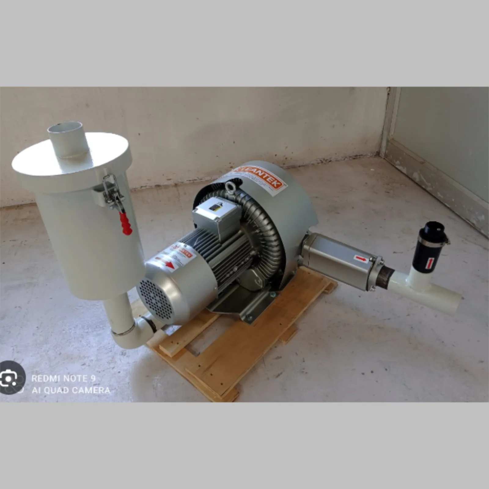 vacuum relief valve