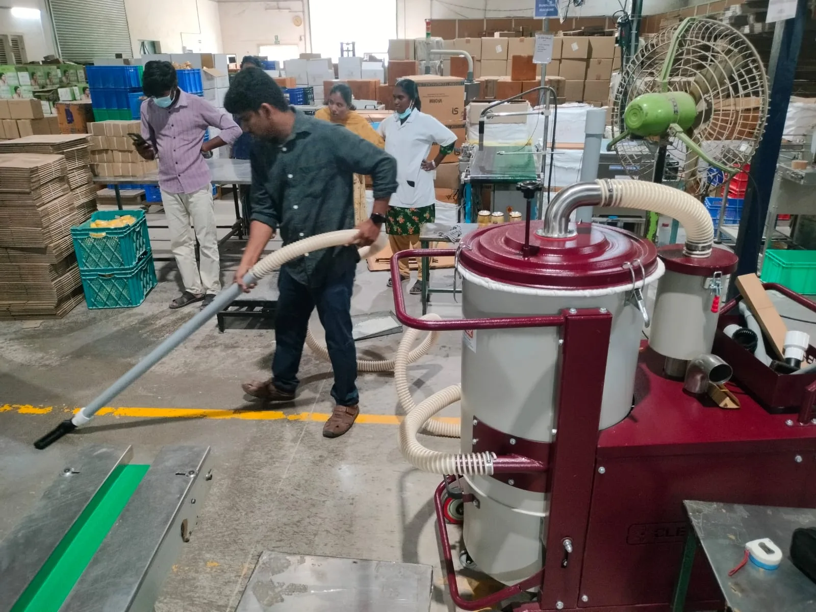 Heavy Duty Industrial Vacuum Cleaner for Factory Cleaning  CLEANTEK IVCW500